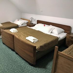 Quadruple Room Bathroom